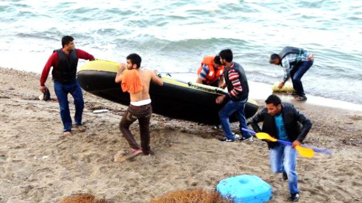 Umut Yolculuğu Çifte Facia; 12 Ölü, 2 Kayıp Var, 9 Kişi de Kurtuldu (3) - Yeniden