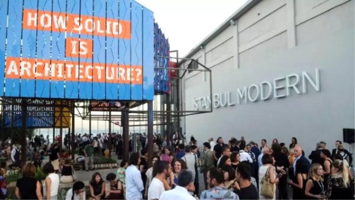 14. İstanbul Bienali Açılış Töreni İstanbul Modern\'de Gerçekleştirildi