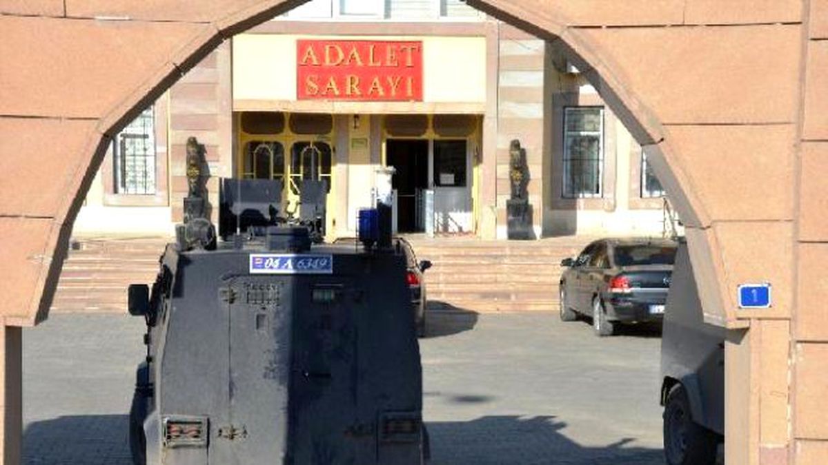 Ağrı\'da PKK Operasyonunda 2 Tutuklama (2)