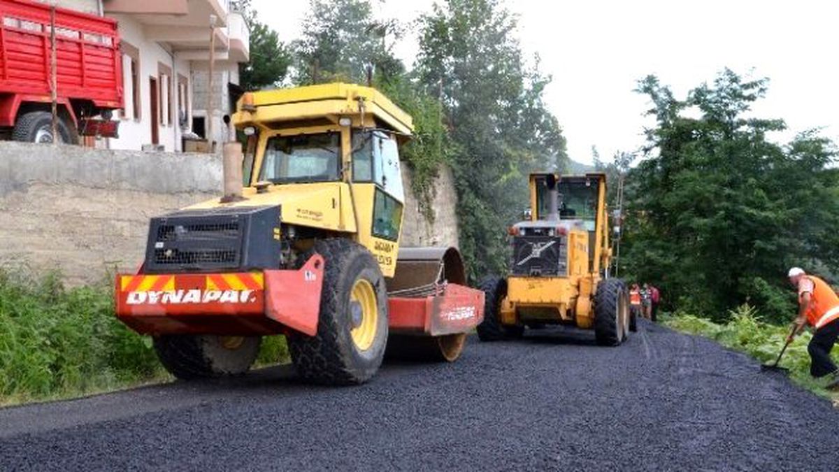 Büyükşehir Asfaltlama Çalışmalarına Devam Ediyor