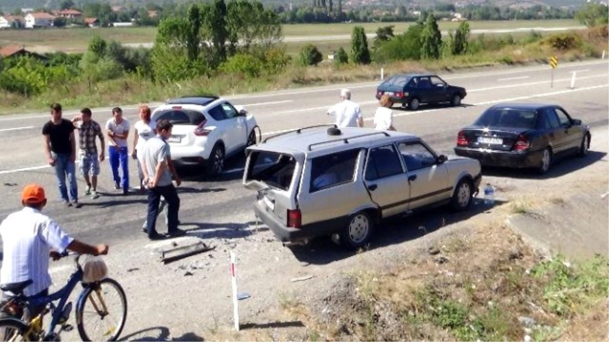Çaycuma\'da Trafik Kazası: 5 Yaralı