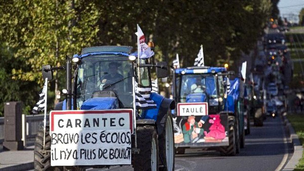 Çiftçiler Paris\'i Traktörlerle İstila Etti