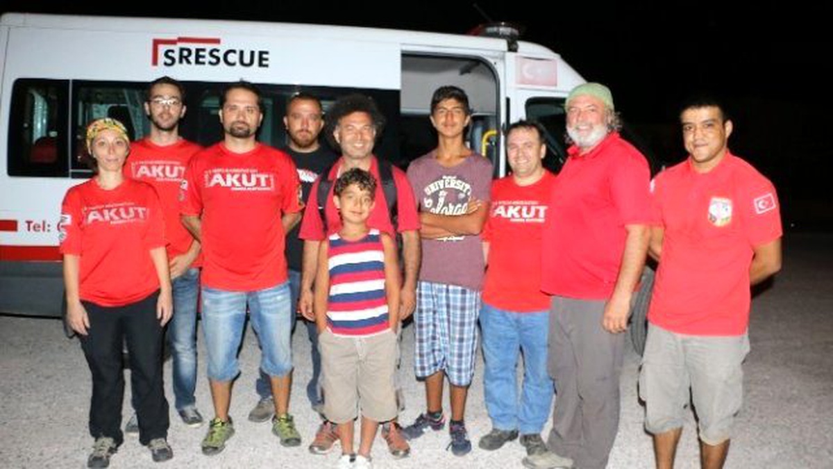 Doğa Yürüyüşünde Kaybolan Tatilci Aileyi Akut Kurtardı