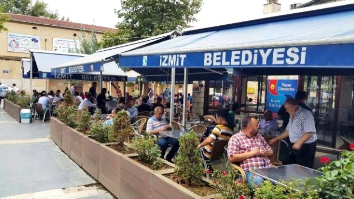 Fevziye Çay Bahçesi Yoğun İlgi Görüyor