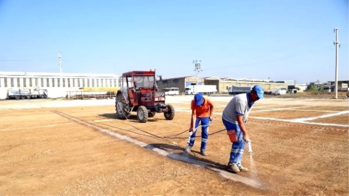 İzmir\'in En Büyük Kurban Pazarı Torbalı\'da Kuruldu