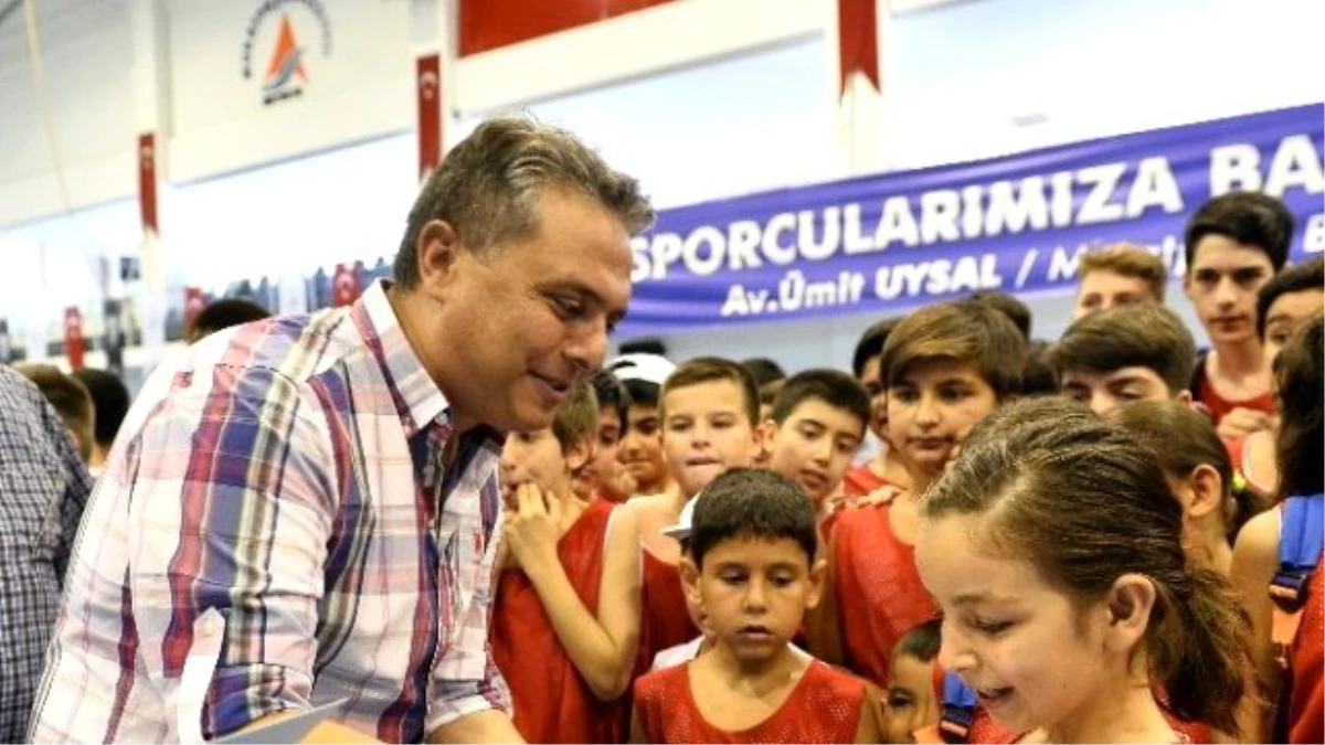 Muratpaşa Yaz Spor Okullarına Muhteşem Kapanış