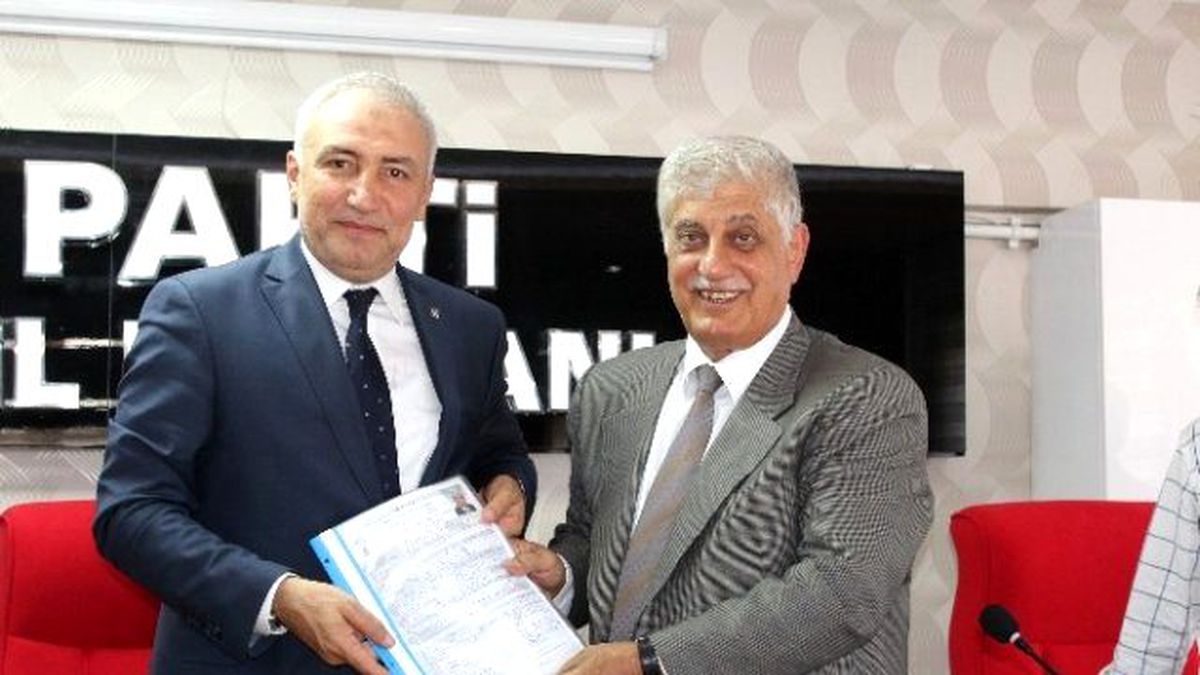 Naci Şavata Ak Parti"De Aday Adayı Oldu