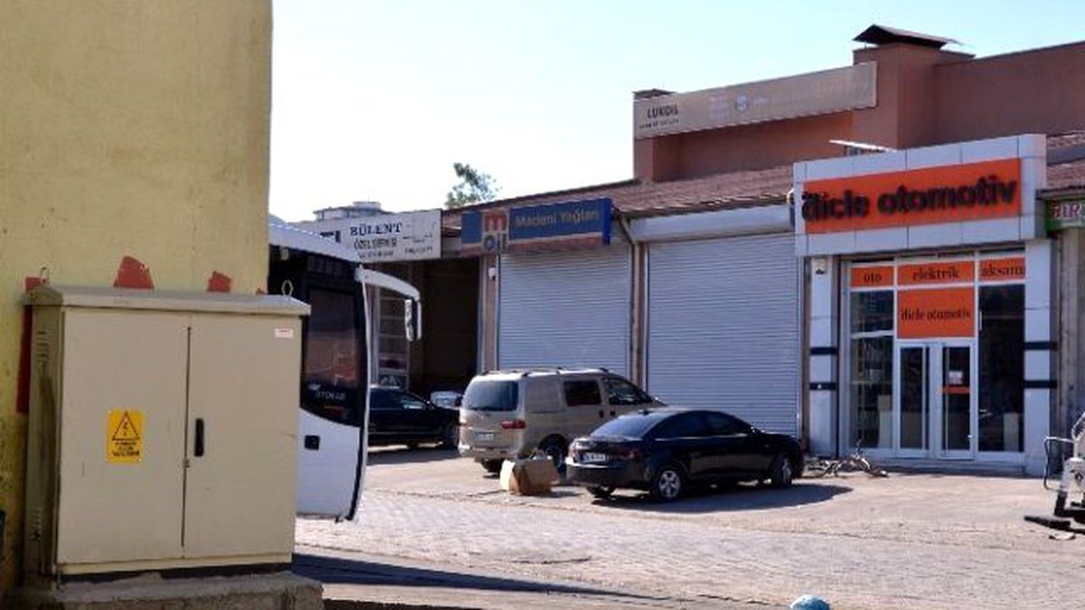 Oto Tamircileri Sitesindeki Sayaçlar Dışarı Çıkarıldı