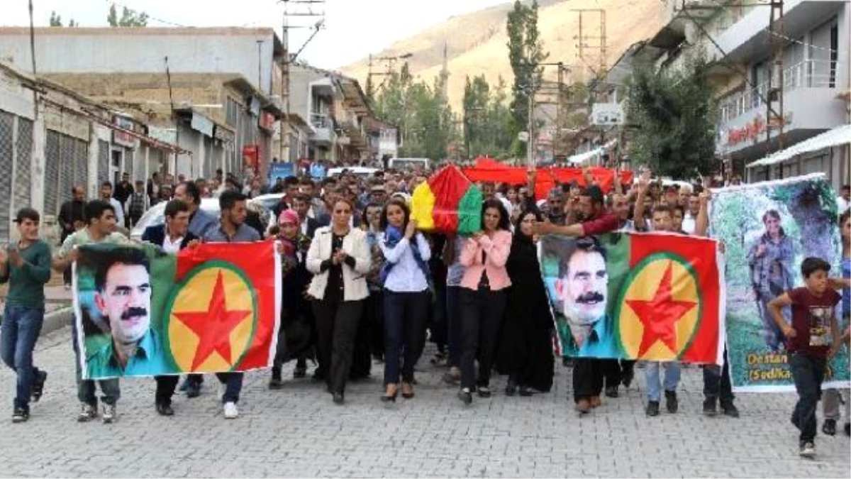PKK\'lı Cenazesi Taşıyan Hdp Milletvekili Hezer\'e Soruşturma