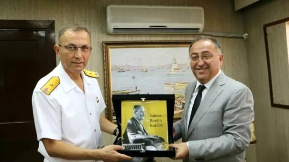 Salman\'dan Tuğamiral Koçer\'e Ziyaret