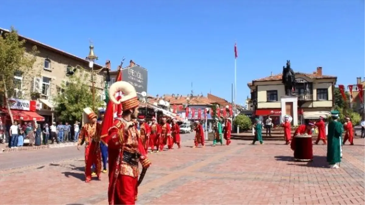 Tavşanlı\'nın Düşman İşgalinden Kurtuluş Yıl Dönümü Törenlerle Kutlandı