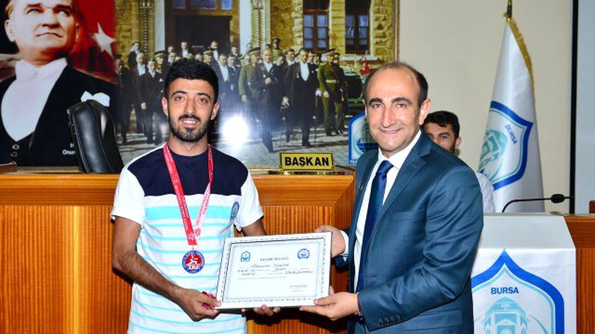 Yıldırım\'ın Madalya Avcıları Ödüllendirildi