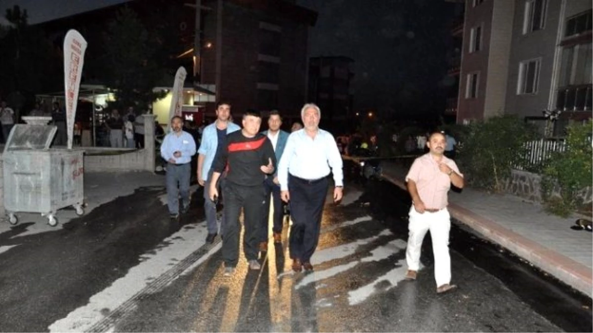 Başkan Kamil Saraçoğlu, Çatı Yangınının Çıktığı Mahallede İncelemelerde Bulundu