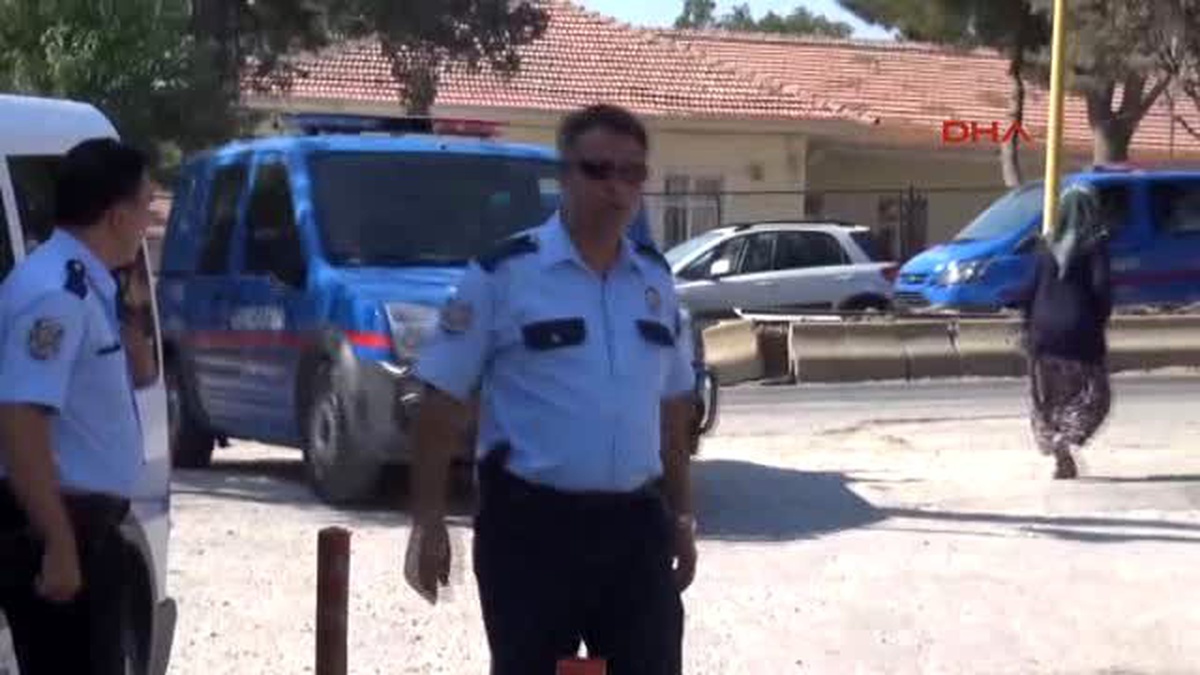 Çanakkale\'de Jandarmadan İnsan Kaçakçılığı Çetesine Darbe