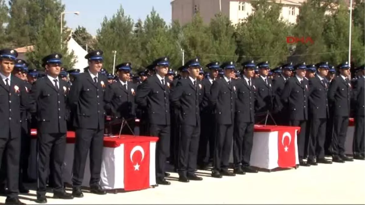 Diyarbakır\'da 839 Polis Adayı Mezun Oldu