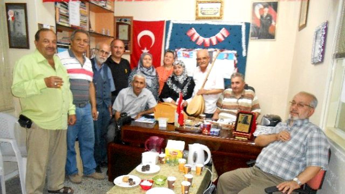 Eskişehirli Şairler Kardeşlik, Barış ve Sevgi Şiirlerini Okudu