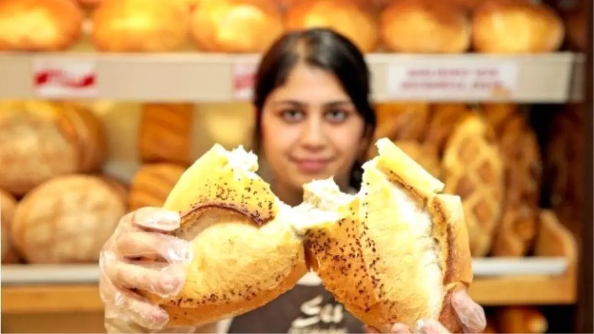 Her Gün Beş Milyon Ekmek Çöpe Atılıyor