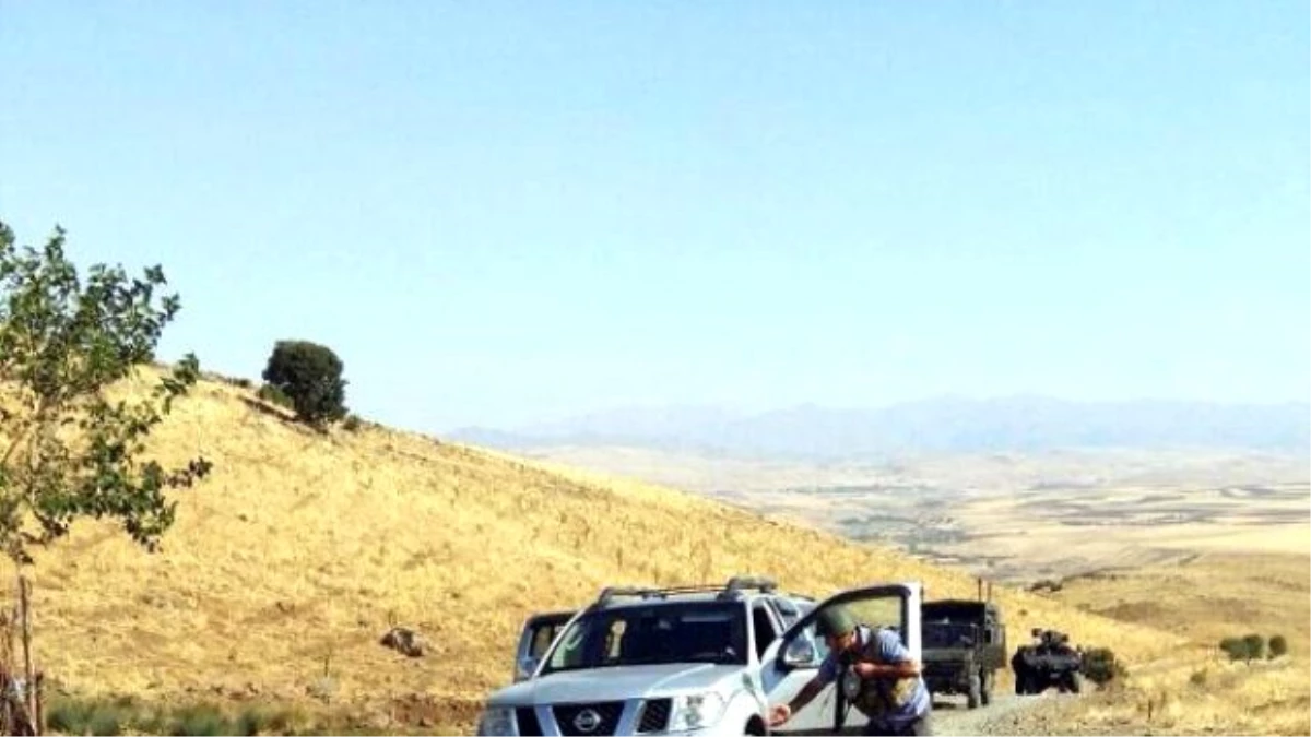 PKK\'nın Polise Saldırıda Kullandığı Araç Terk Edilmiş Olarak Bulundu