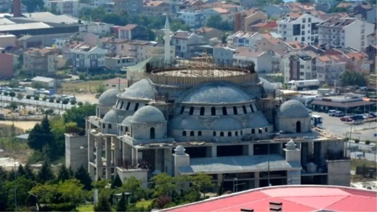 Rektör Acer, Çomü Camii İnşaatında İncelemelerde Bulundu