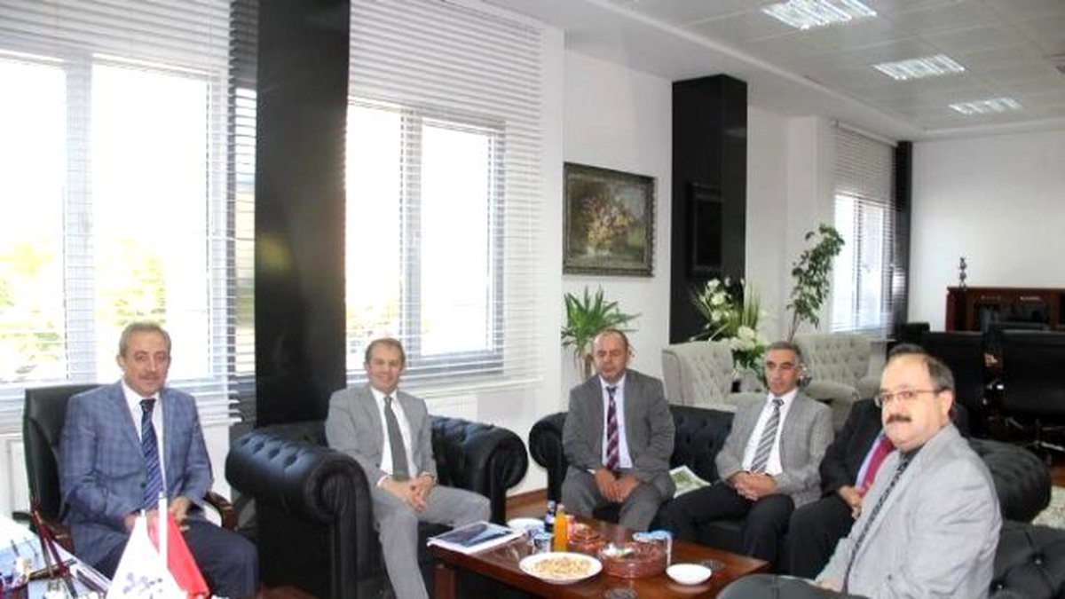 Vali Taşyapan\'dan İller Bankası\'na Ziyaret
