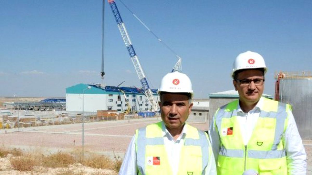 Bakan Alaboyun ve Bakan Aşçı Doğalgaz Depolama Tesisini İnceledi