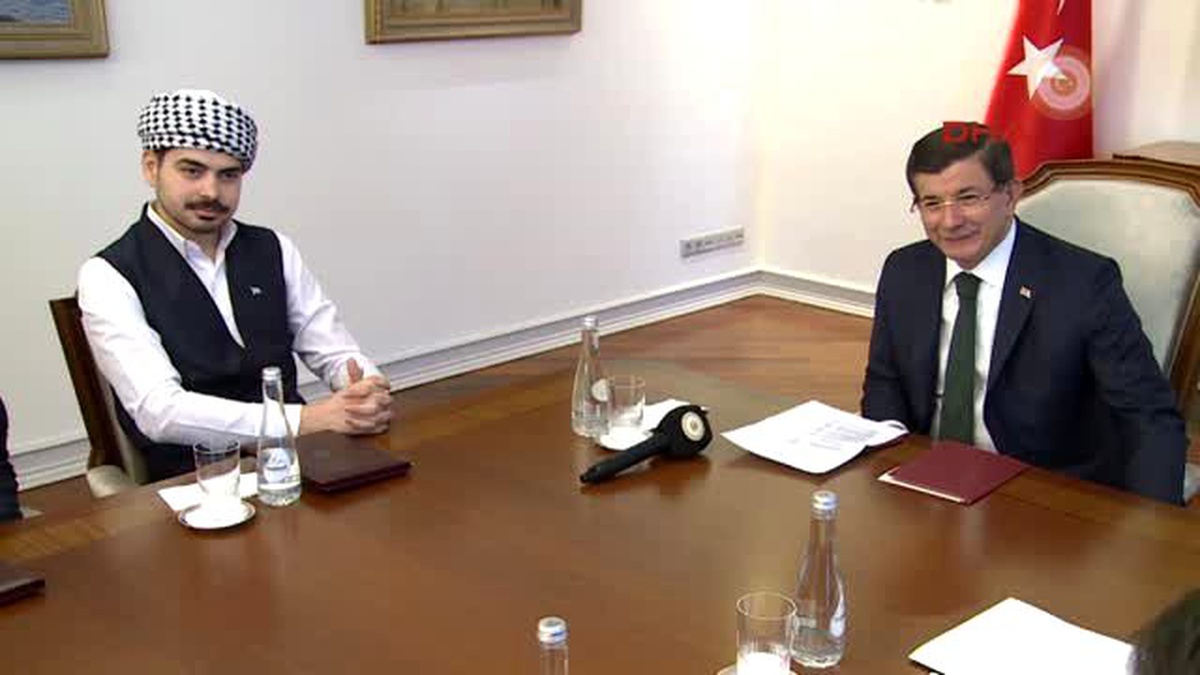 Davutoğlu, Iraklı Türkmen Gençleri Kabul Etti