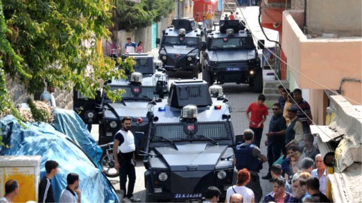 Diyarbakır'da Çatışmanın Ortasında Kalan Hamile Kadın Yaralandı