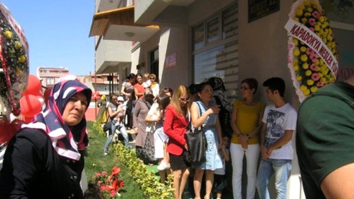 Güney Marmara\'nın İlk Montessori Okulu Gönen\'de Açıldı