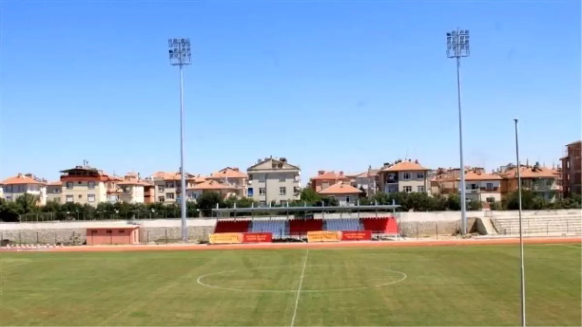 Kısacık, Kemal Kaynaş Stadında İncelemelerde Bulundu