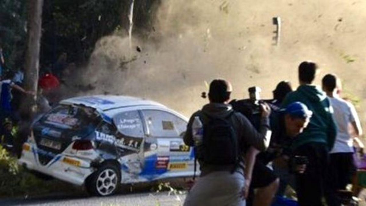 Ralli Yarışında Kaza: 6 Ölü