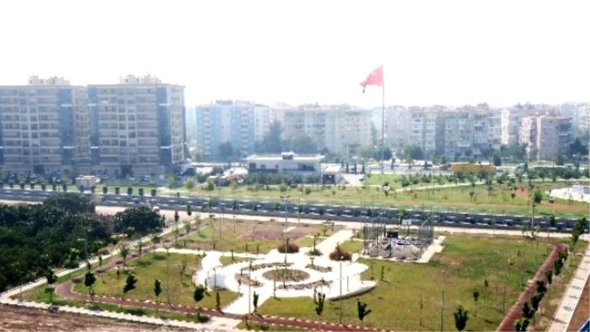 Bayraklı\'ya 5 Bin 500 Metrekarelik Park