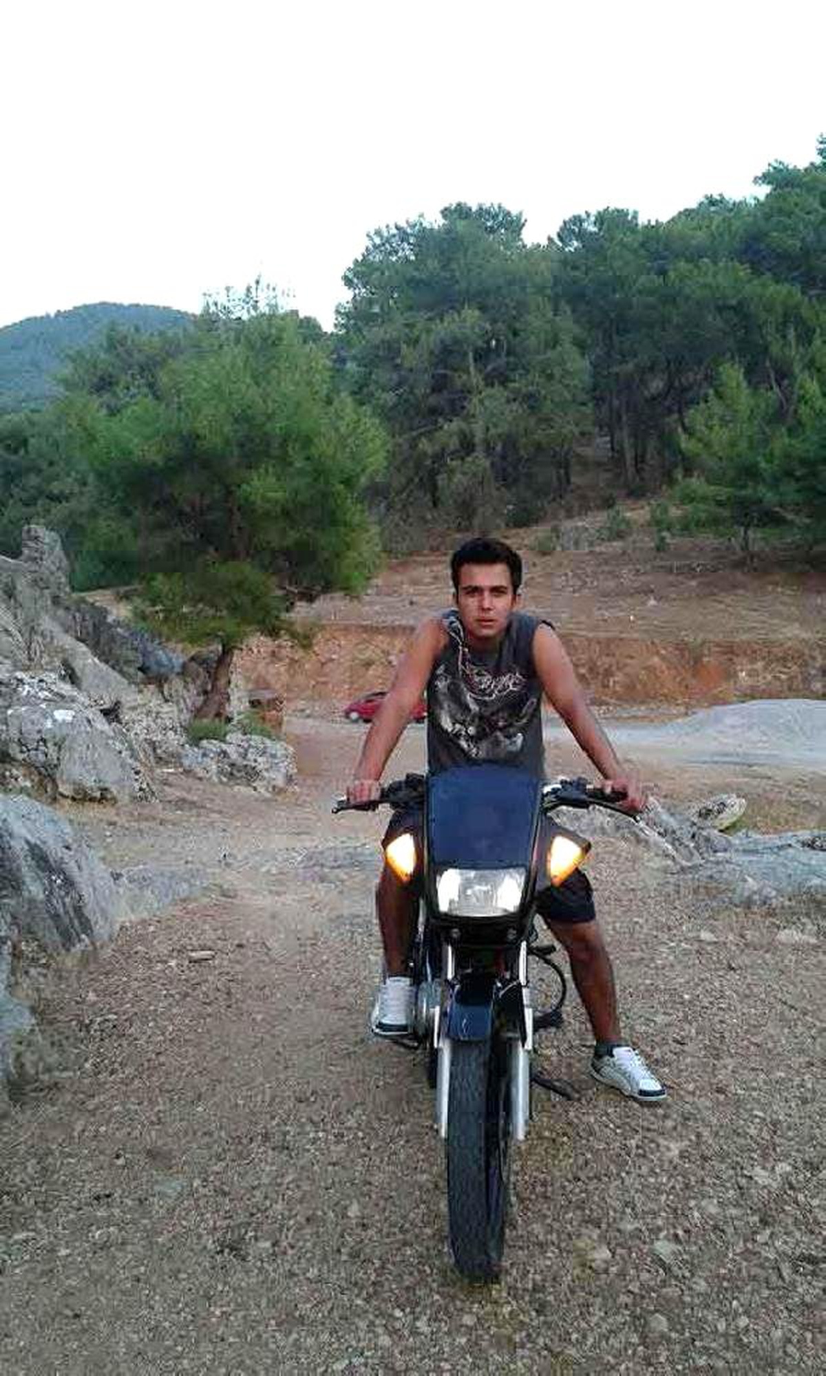 Otomobil Motosikletle Çarpıştı: 1 Ölü 1 Yaralı