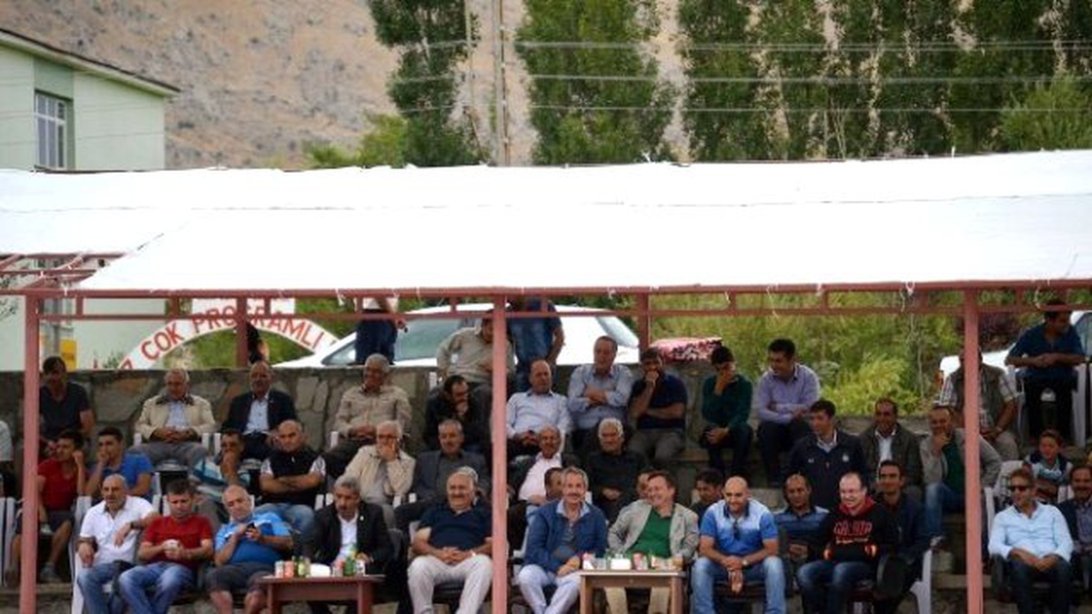 Plaj Futbolu Şampiyonu Adilcevaz Belediye Spor Oldu