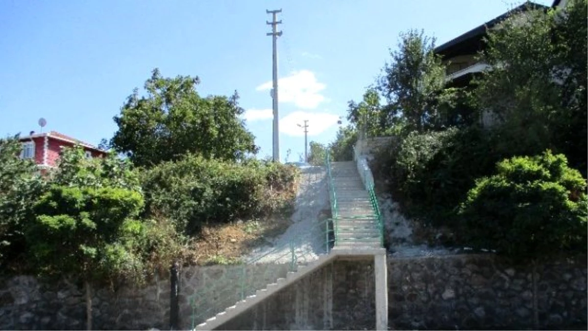 Tepeköy\'de Merdiven Sorunu Çözüldü