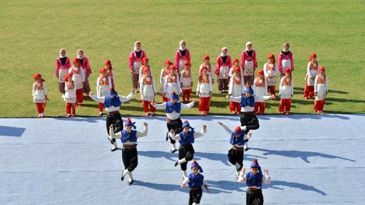 Başkan Böcek\'ten "Yaz Okulu" Kursiyerlerine Belge