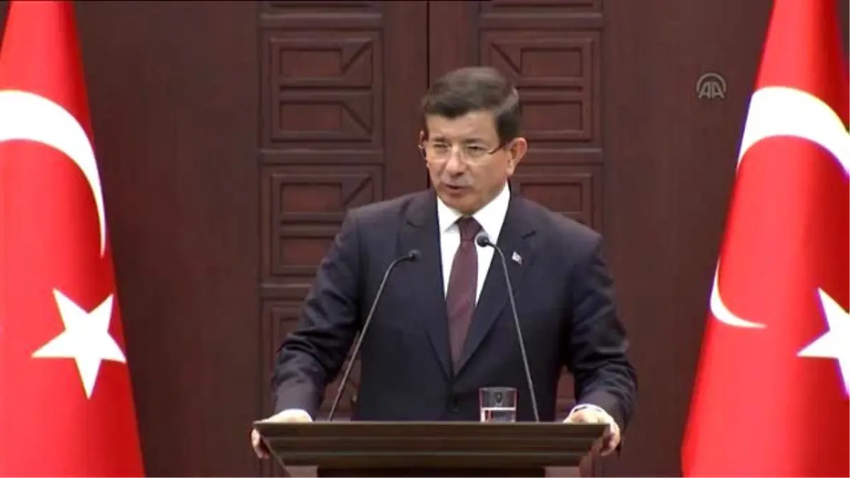 Davutoğlu: "Geliniz Küçük Siyasi Hesapları Bir Kenara Koyalım"