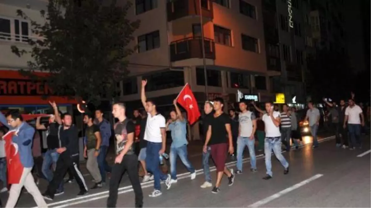 Eskişehir\'de 500 Araçlık Konvoyla Terör Lanetlendi (2)