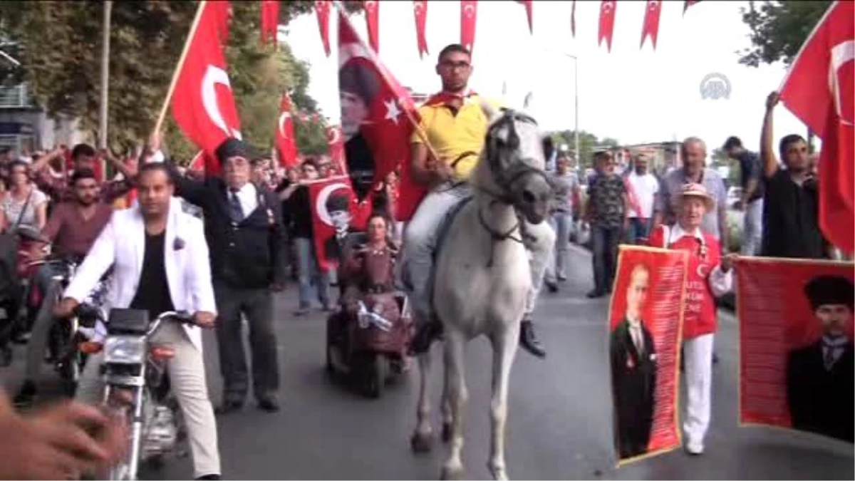 Hakkari\'deki Terör Saldırısı Protesto Edildi