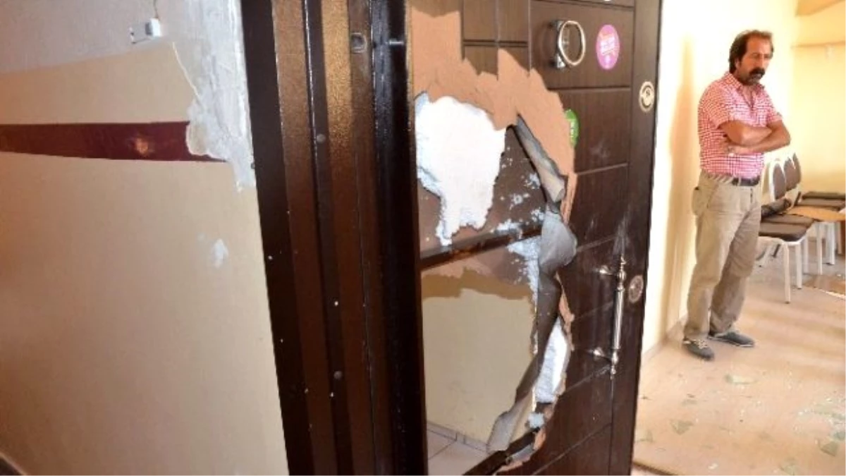 Eskişehir’de HDP İl Binasına Saldırı