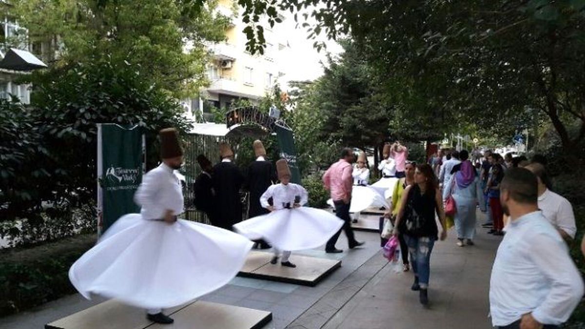 İzmit\'te Sema Gösterileri