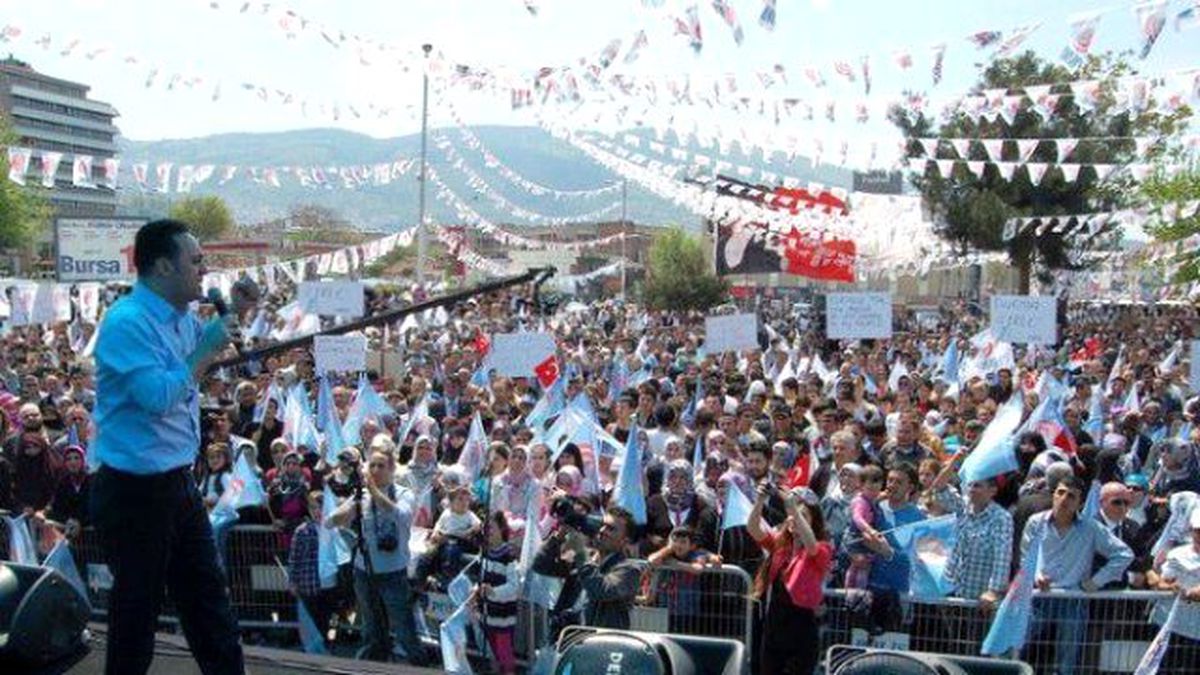 Myp\'li Yılmaz: "Teröre Bulaşanları Sınır Dışı Edelim"