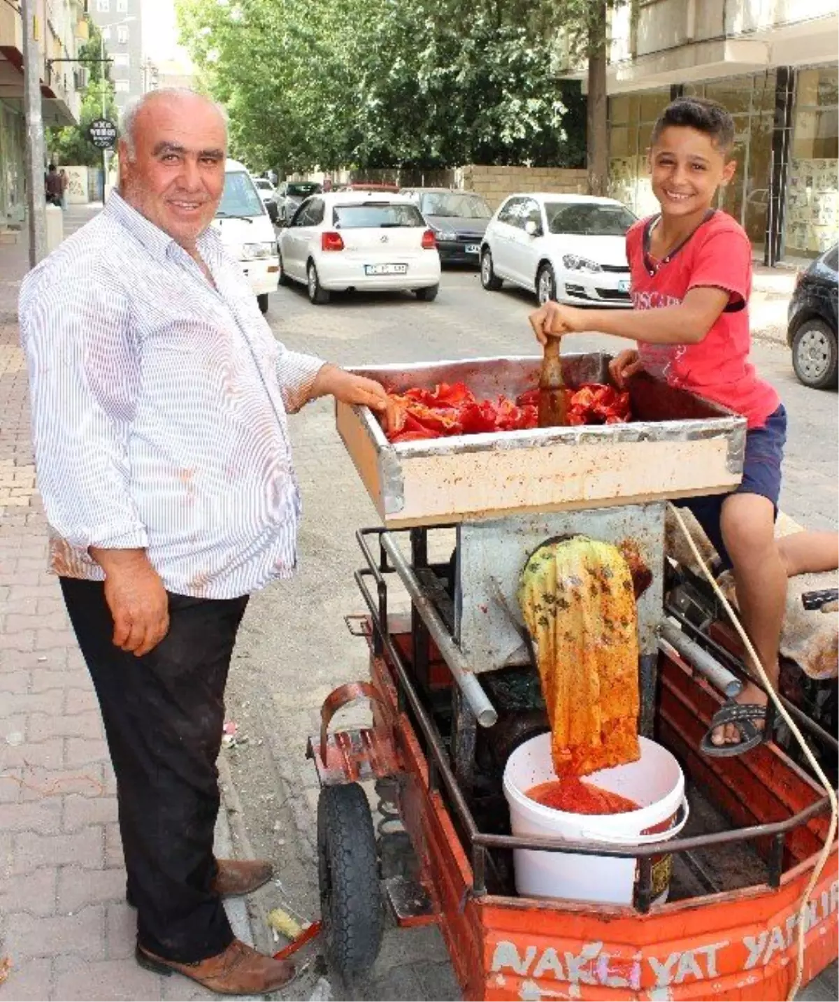 Salça Çekimi Başladı