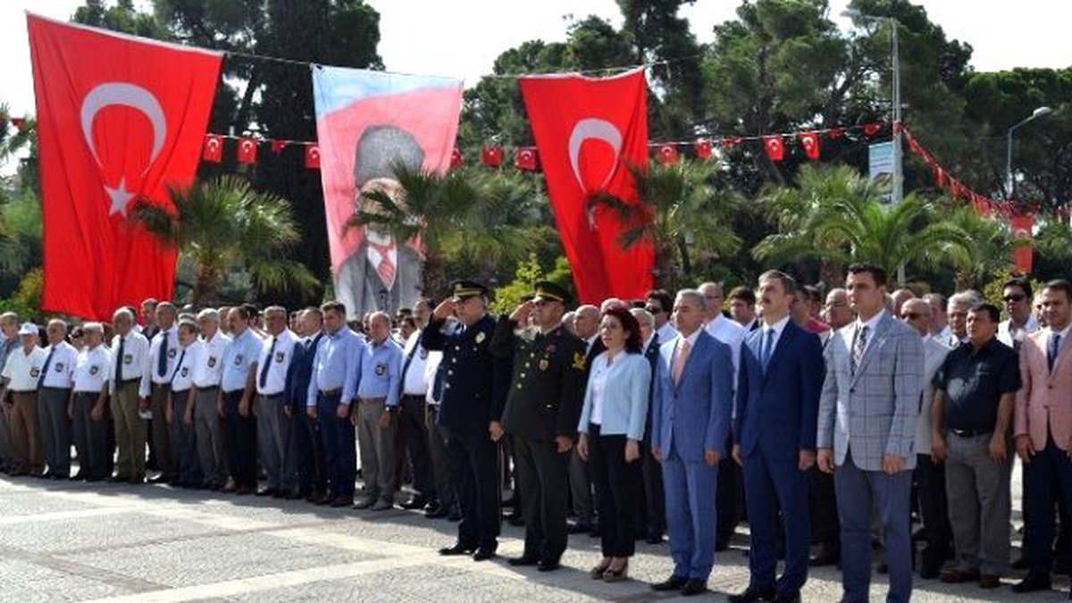 Turgutlu\'nun Kurtuluşun 93. Yıl Dönümü Kutlandı