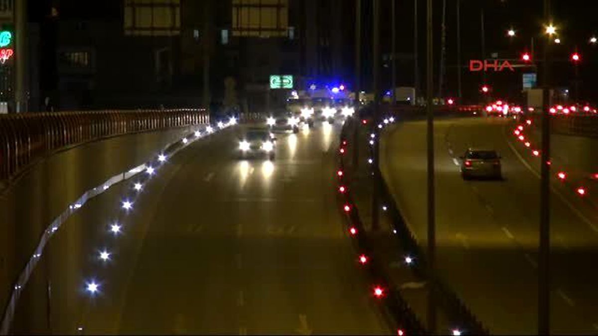 Van - Şehit Cenazeleri Van\'a Getirildi