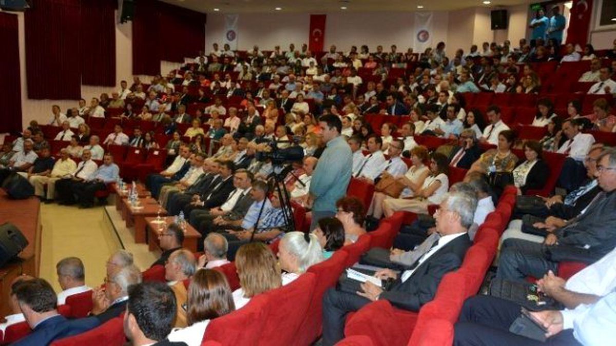 11. Tarla Bitkileri Kongresi Düzenlendi