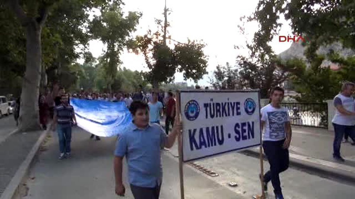 Amasya\'da Hdp İl Binasına Saldırı
