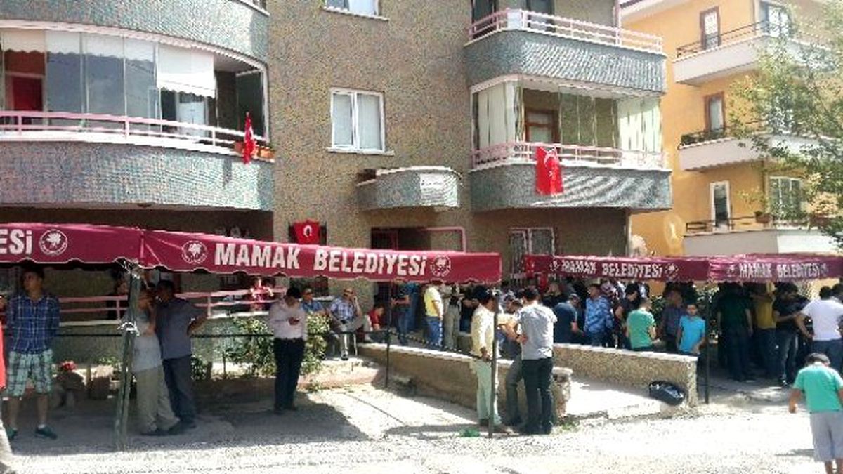 Ankara\'da Şehit Polisin Ailesine Acı Haber Verildi