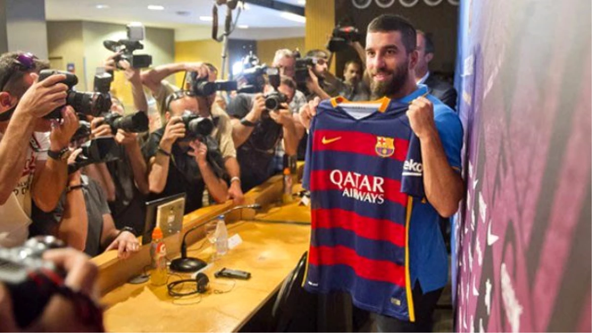 Barcelona, Arda Turan\'ın Bölgesine 2 Futbolcu Alacak