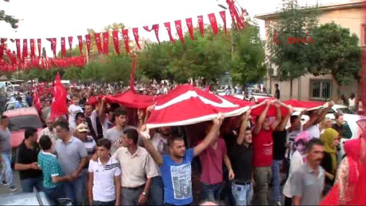 Bigadiç\' Te Teröre Lanet Yağdı