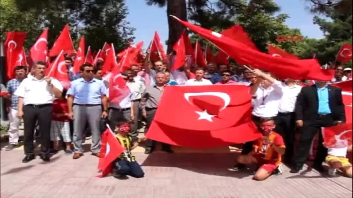 Burdur\'da Terör Protestosu